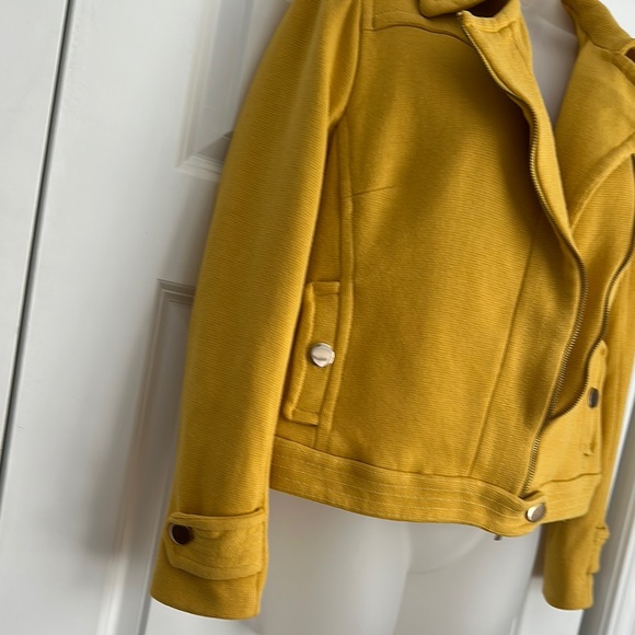 Women's Mustard Jacket - Picture 2 of 8